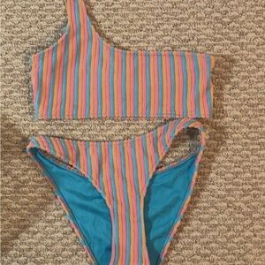 Striped One-Shoulder triangl Bikin